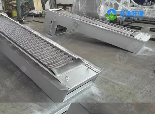 阶梯式格栅除污机